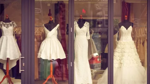 “Eterno enamorado” El hombre que se enamoró de un maniquí, es verdad