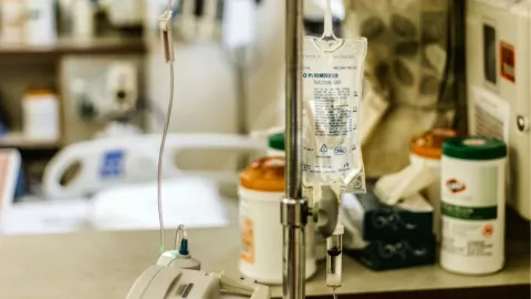 Día Mundial de la Lucha Contra el Cáncer: La cancelación de tratamiento de cáncer en México ¿a cuántos pacientes ha afectado?