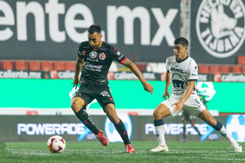 Xolos Pumas.jpg