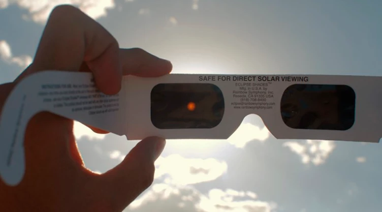 ¿Cómo saber si lastimé mis ojos por ver el Eclipse Solar?