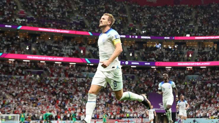 Harry Kane celebra un gol en Qatar 2022