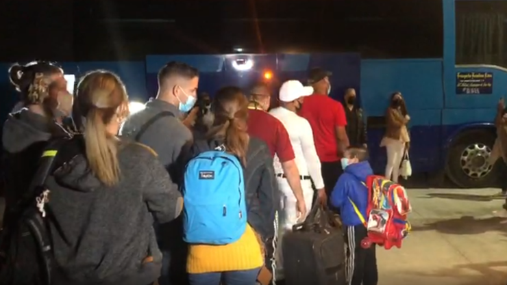 Cruzan migrantes a Estados Unidos