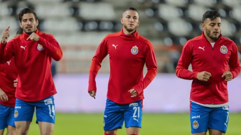 Hiram Mier Chivas vs Cruz Azul 