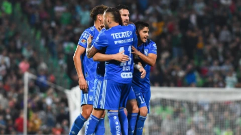 Tigres celebrando gol ante Santos Laguna Liga MX