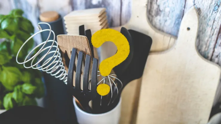 Chef experto confirma cuáles son los objetos de cocina indispensables que realmente facilitan la vida todos los días