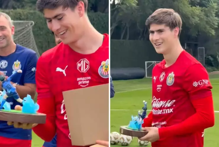 Armando González recibió una figura de acción de Rin Itoshi, de Blue Lock