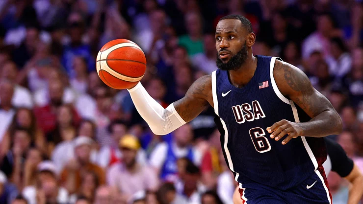 LeBron James ante Serbia