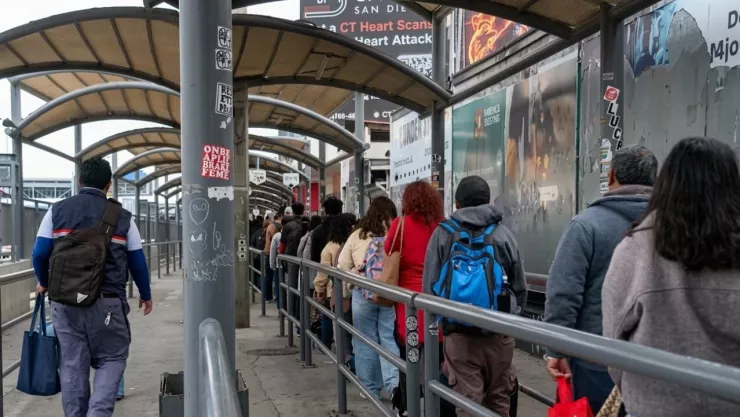 ¿Cuánto tardarás en cruzar a Estados Unidos desde Tijuana hoy jueves santo 2 de abril?