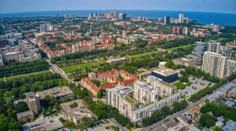 una vista panorámica de las prestigiosas academias que tiene Illinois