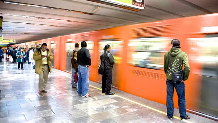 Metro CDMX: ¿Quiénes pueden viajar gratis?