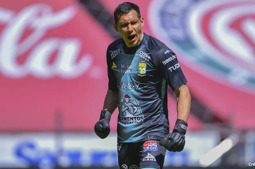Rodolfo Cota, León