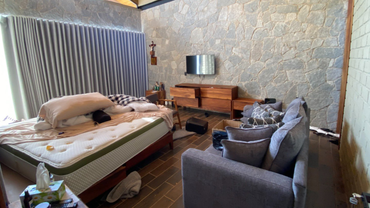 interior de la vivienda Mencho