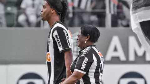fallecio-madre-ronaldinho.jpg