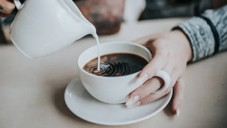 Adolescente murió tras tomarse un café con leche