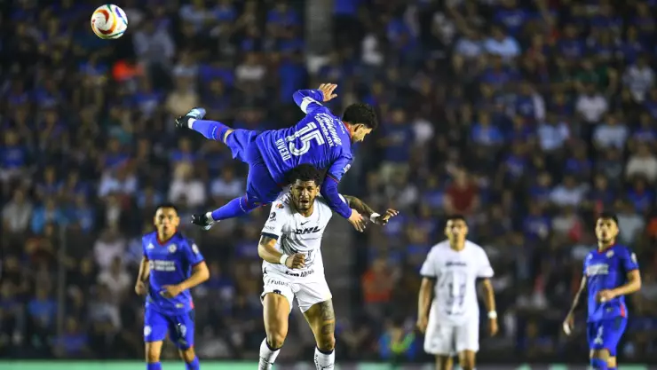cruz azul pumas; liga mx