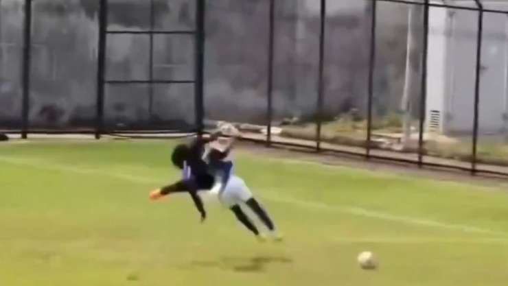 Muere futbolista
