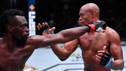 Noquean a Anderson Silva en su pelea de retiro