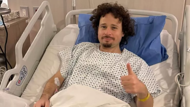 Luisito Comunica hospitalizado en Japón