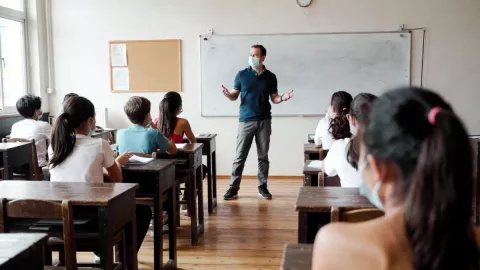 Escuelas con cubrebocas en Veracruz