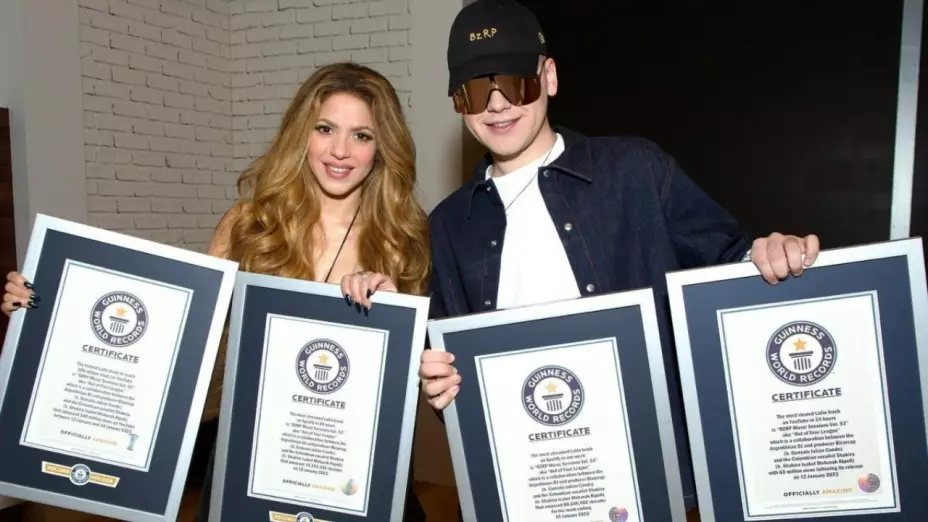 Shakira y Bizarrap con Jimmy Fallon Cuáles fueron los Récord Guinness que rompieron