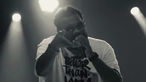 video-muere-reconocido-rapero-desplomarse-concierto