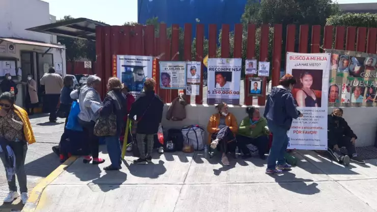 madres-desaparecidos-asalto-camara-diputados (1).jpg