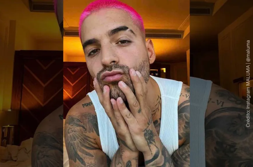 Maluma selfie con el cabello rosa .jpg