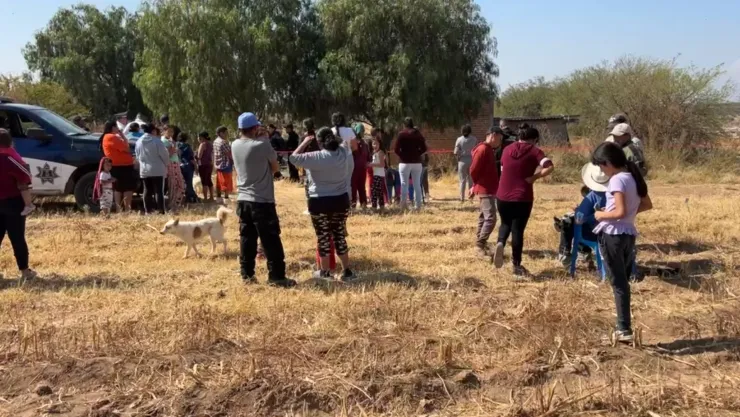 Muere familia entera por intoxicación de monóxido de carbono con su propio vehículo