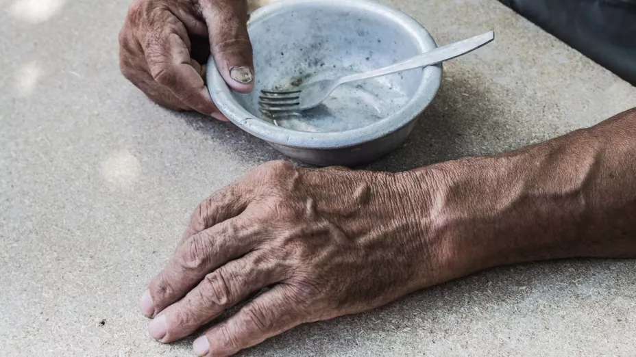 Pobreza en Coahuila crece casi la mitad de la población enfrenta carencias.jpg