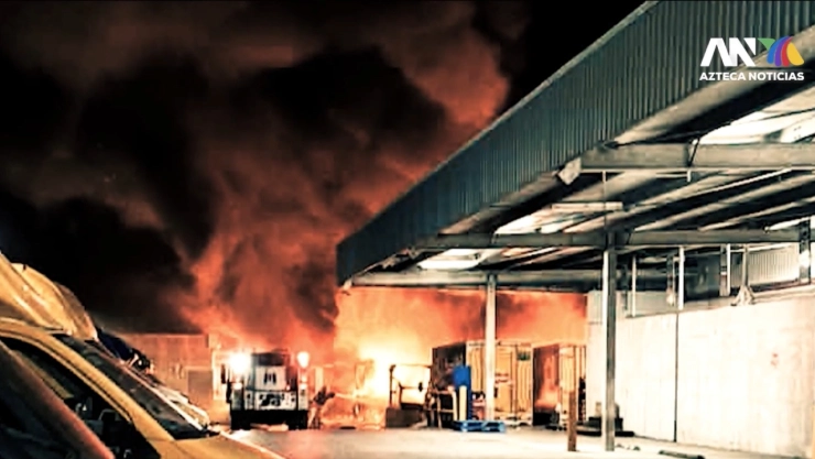 incendio-consume-57-camiones-empresa-refresquera-en-tamaulipas-investigan-posible-extorsion