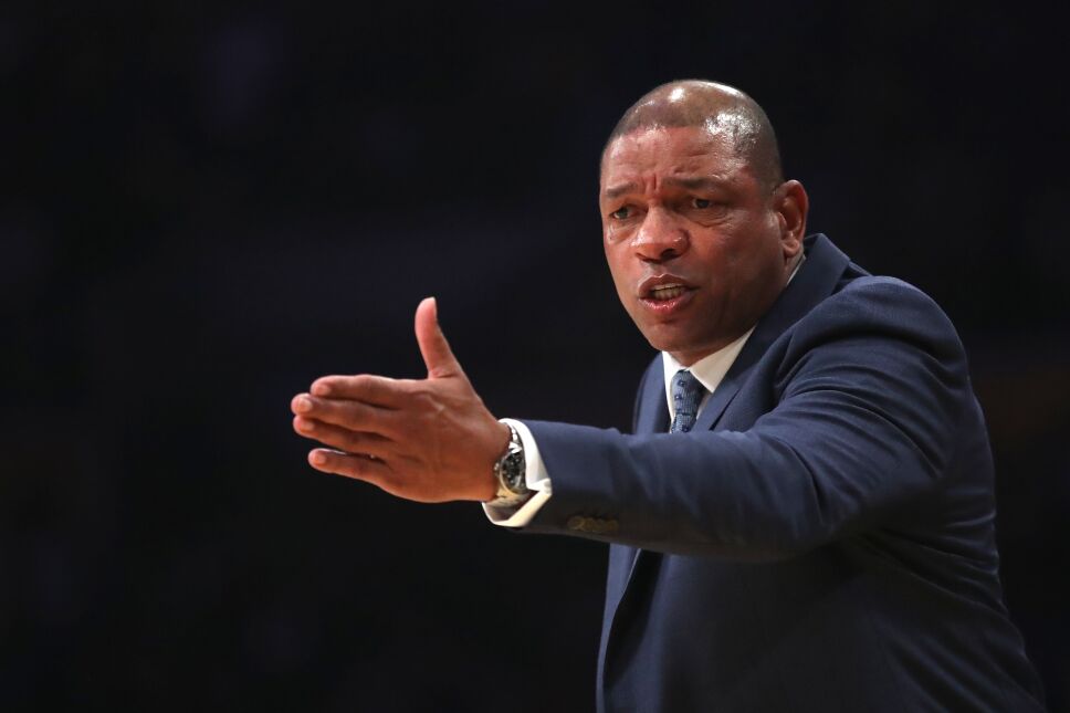Los Angeles Clippers v Los Angeles Lakers