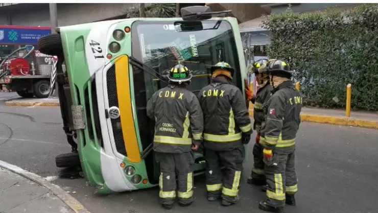 vuelca-camión-pasajeros-tacuba