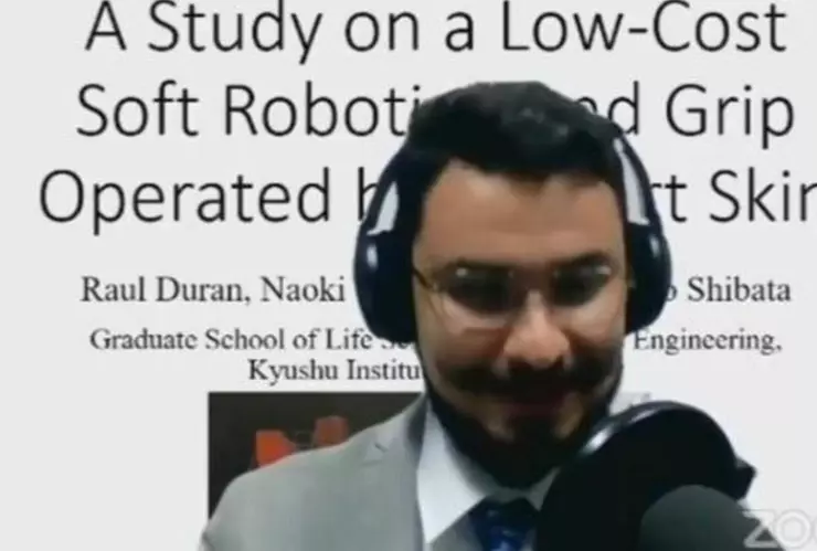 mexicano gana concurso japon .jpg