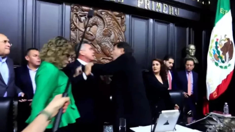 corrido de la pelea entre Alito y Noroña