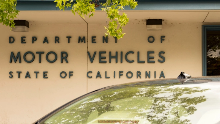 Departamento De Vehículos Motorizados De California
