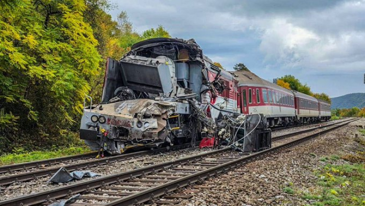 Choque de trenes en Eslovaquia deja 66 personas heridas; ¿cómo ocurrió?