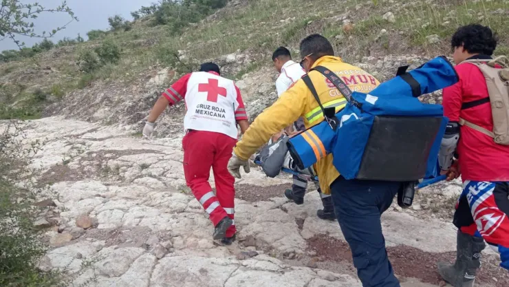 Un hombre sufrió aparatoso accidente en un barranco en Guanajuato; este es su estado de salud.jpg