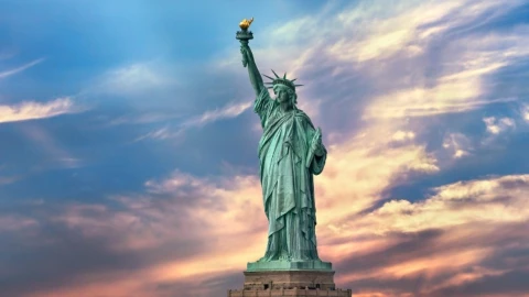 Por qué es verde la Estatua de la Libertad