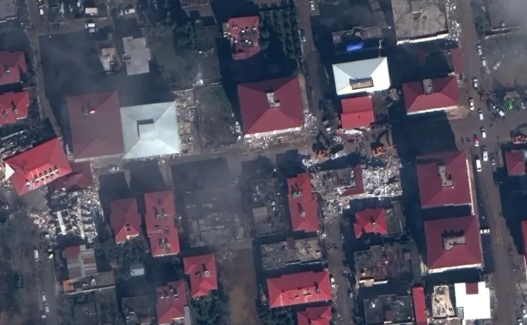 Cómo se ve desde el espacio zona de desastre tras sismos en Turquía