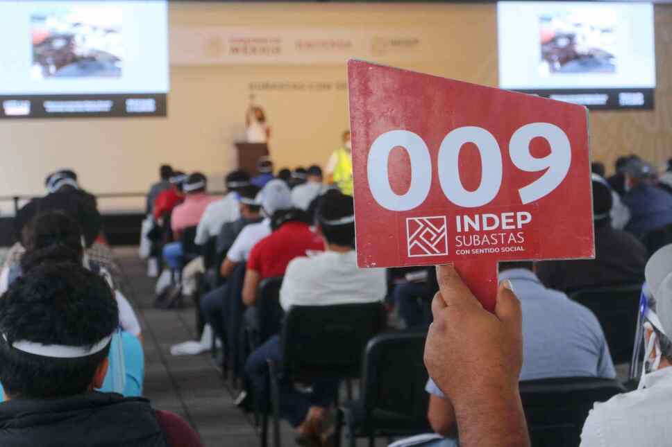 Indep subastará 215 lotes en Los Pinos, incluye relojes, inmuebles y vehículos