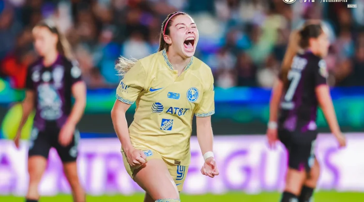 Katty Martínez festeja gol en la final.jpeg