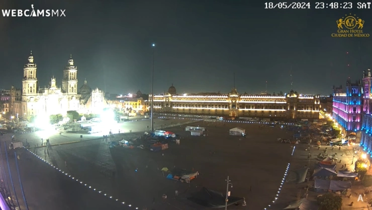 zocalo-marea-rosa-