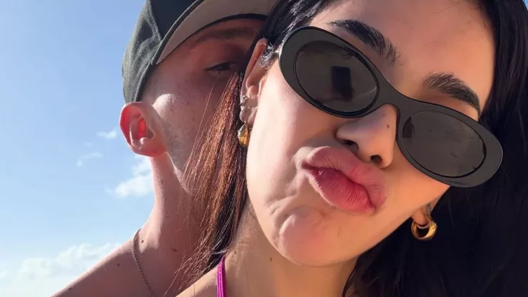 Kenia Os y Peso Pluma