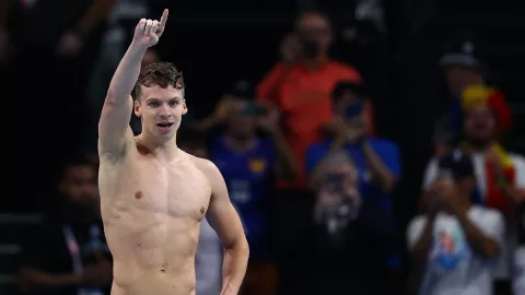 León Marchand ganó el oro en la natación