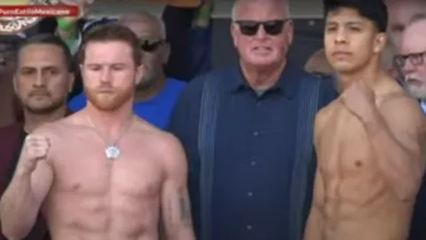 Canelo vs Munguía