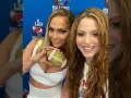 Shakira y JLO.jpg