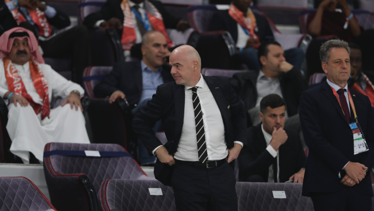 ¡FIFA no se tienta el corazón frente al Coronavirus!