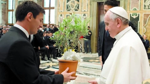 Messi lamenta la muerte del Papa Francisco; esto dijo el jugador de futbol