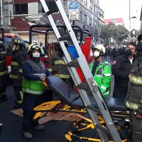 Esta mañana se registró un incendio en la subestación eléctrica del Sistema de Transporte Colectivo.