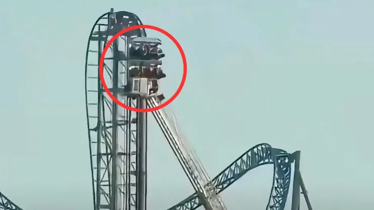 Filtran momento exacto del rescate de estudiantes en una montaña rusa en Texas (VIDEO)